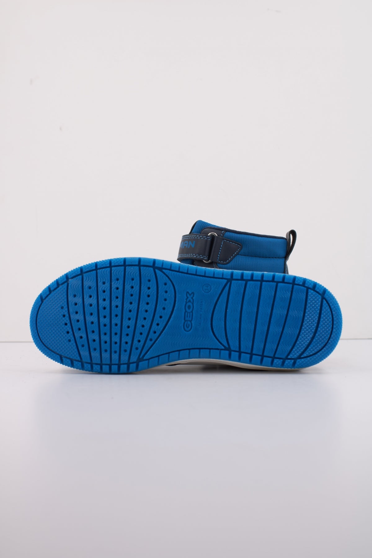 GEOX J WASHIBA BOY en color C  (5)