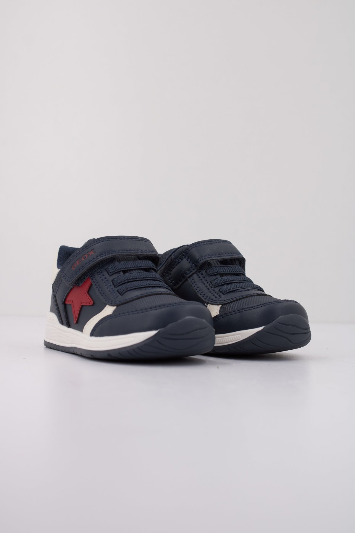 GEOX B RISHON BOY en color C  (2)