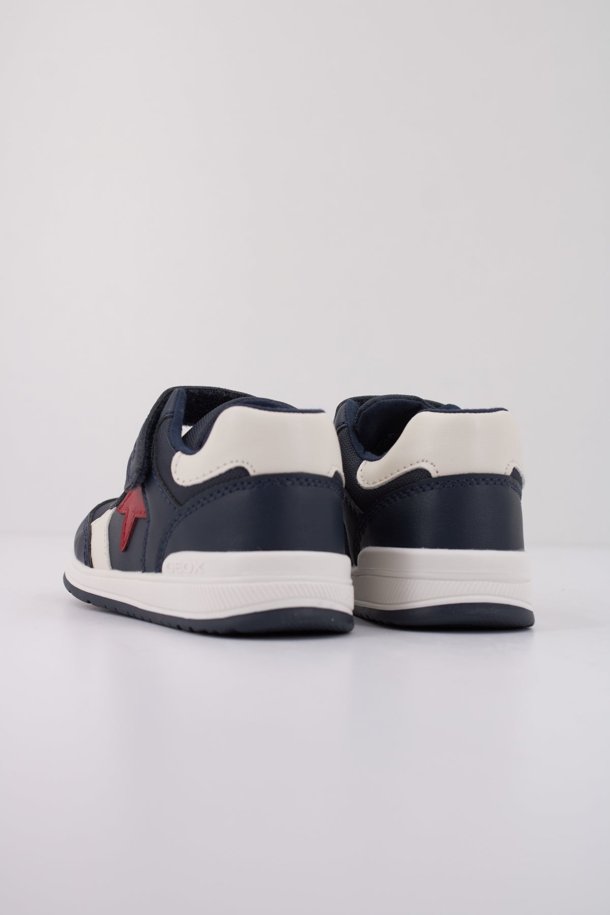 GEOX B RISHON BOY en color C  (4)