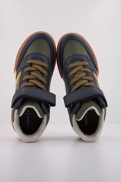 GEOX J GISLI BOY en color C  (3)
