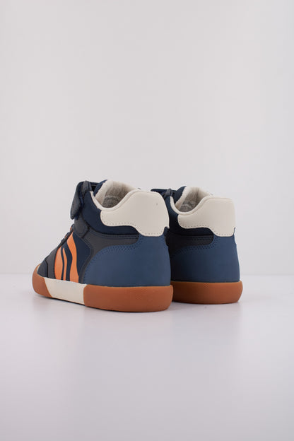GEOX J GISLI BOY en color C  (4)