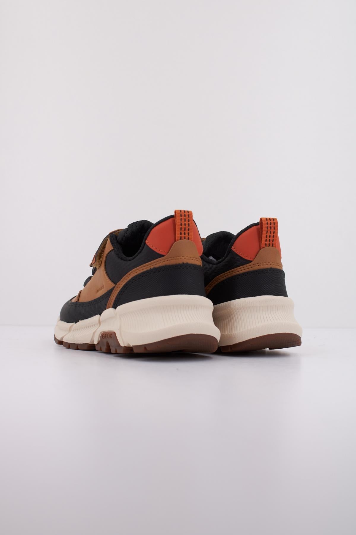 GEOX J FLEXYPER PLUS BOY en color C  (4)