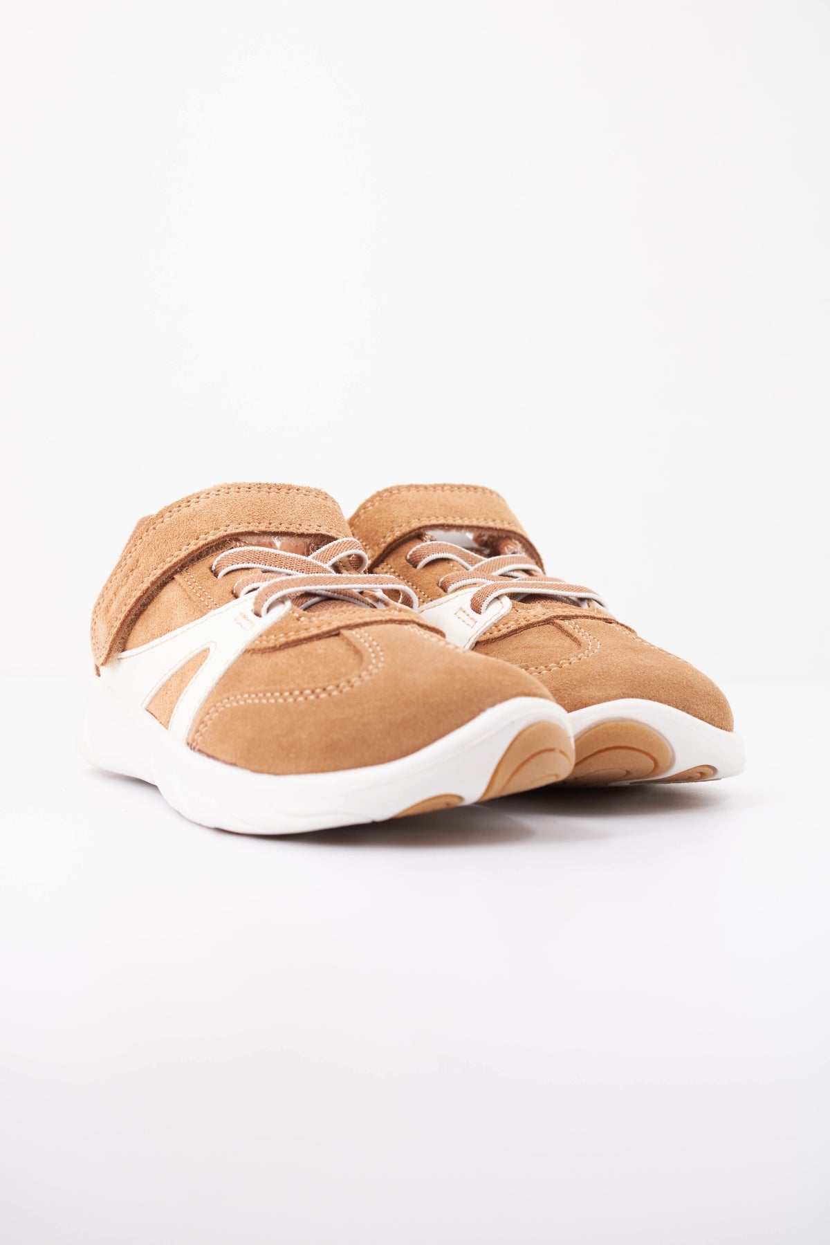 GEOX JPDA BC J FOOT en color CGZ  (2)