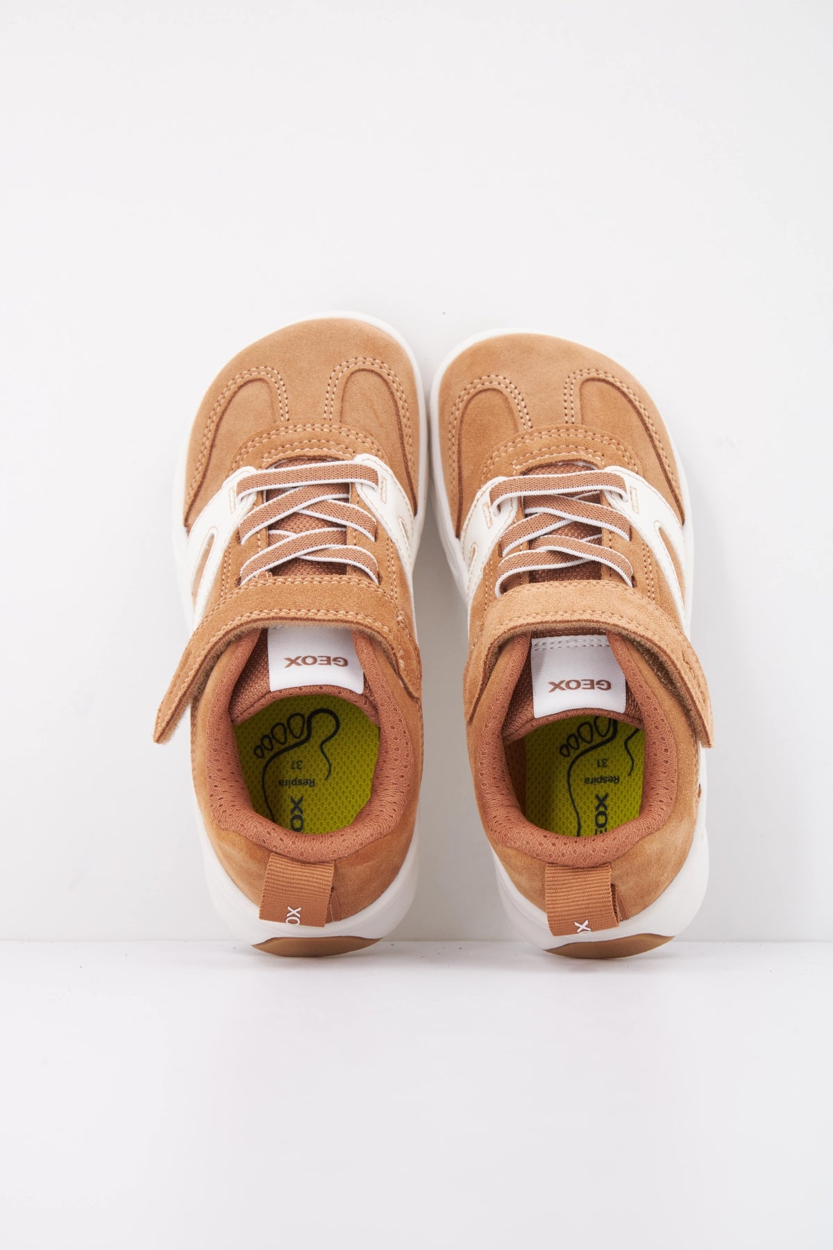 GEOX JPDA BC J FOOT en color CGZ  (3)