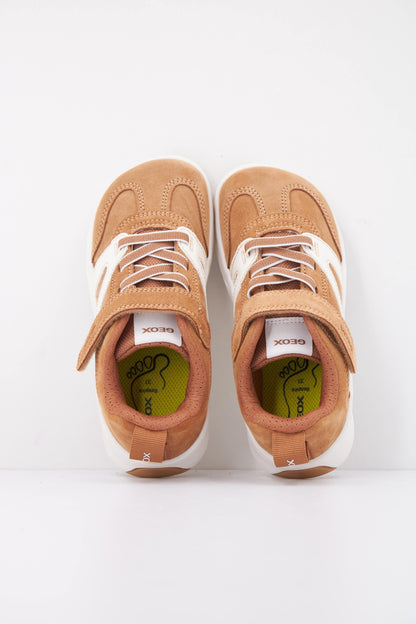 GEOX JPDA BC J FOOT en color CGZ  (3)