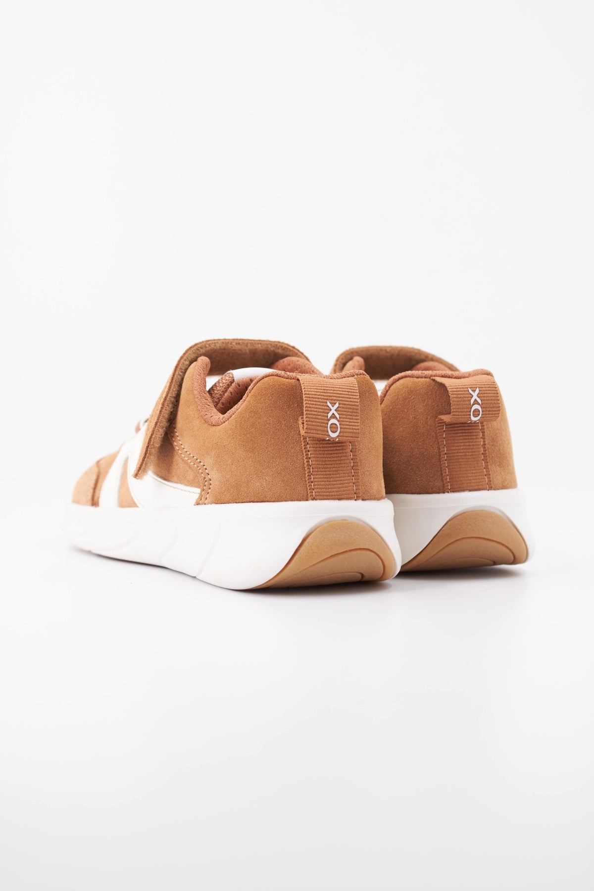 GEOX JPDA BC J FOOT en color CGZ  (4)