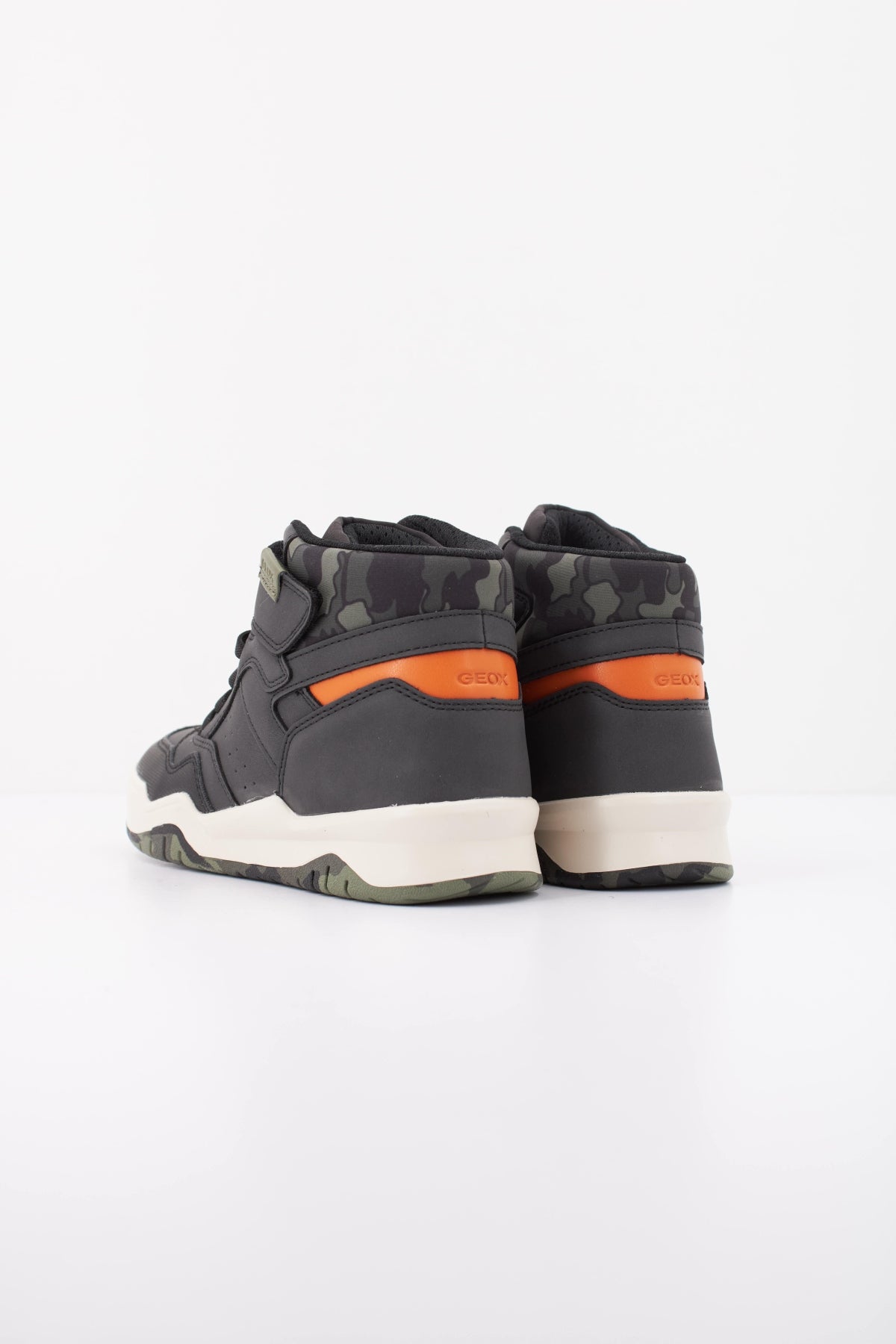 GEOX JRF MEMN J PERTH en color C  (4)