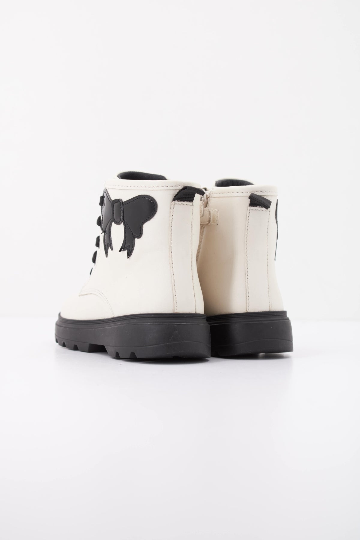 GEOX BYA  B KIDDA en color CMB  (4)