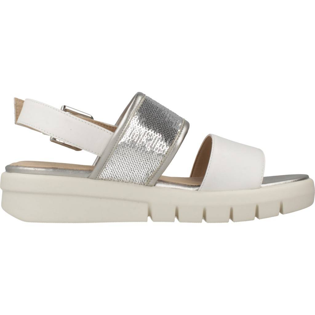 GEOX  D WIMBLEY SANDAL en color C  (4)