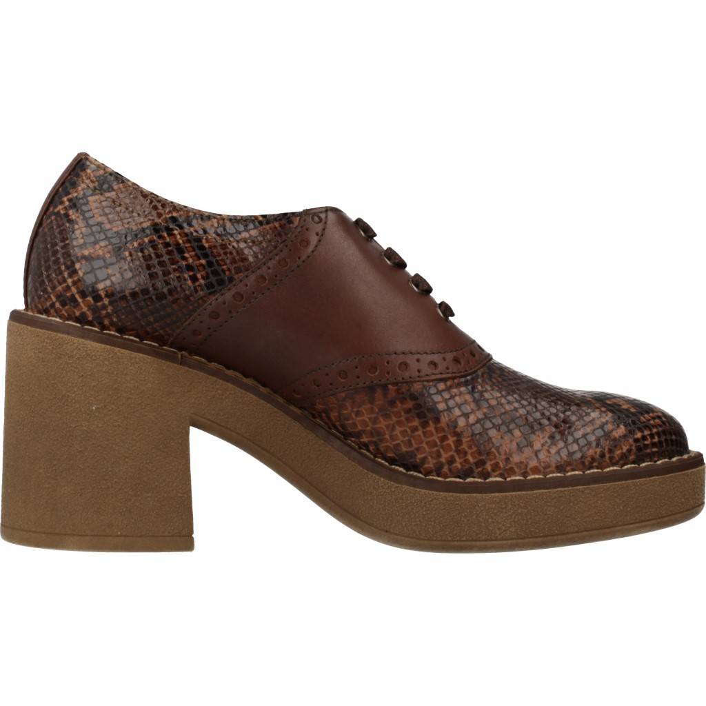 GEOX D ADRYA MID en color C  (4)
