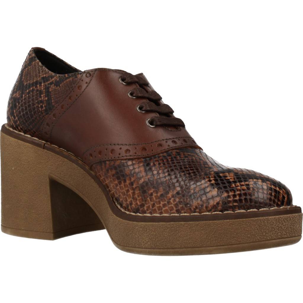 GEOX D ADRYA MID en color C  (5)