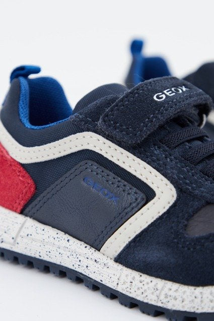 GEOX  B ALBEN BOY en color CPM  (4)