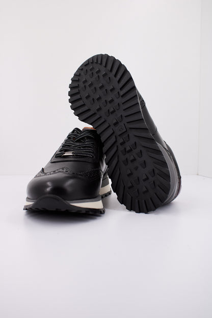 AMBITIOUS  AM  en color BLACK  (5)