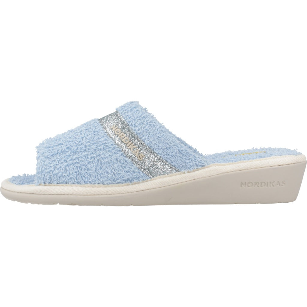 NORDIKAS  en color CELESTE  (2)
