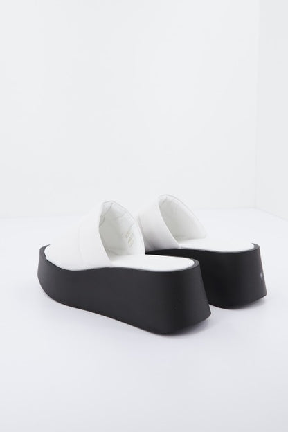 FOOS MARGHIE   en color BLANCO  (3)