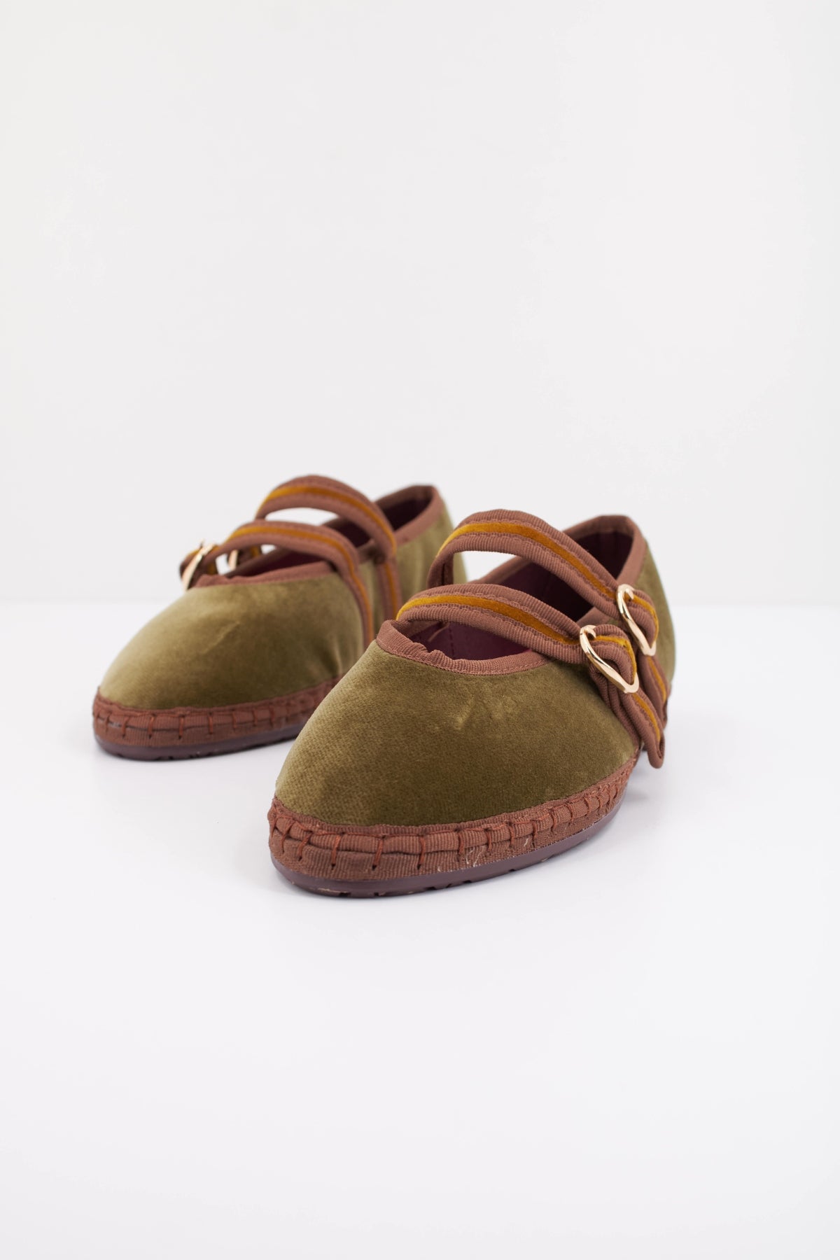 FLABELUS CLAIRE V en color MUSTARD  (2)