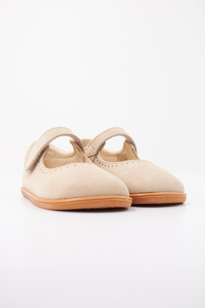 BLANDITOS DELHIBD ZAPATO CINTA en color DUNA  (2)