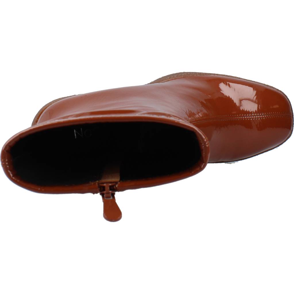 NOA HARMON STRETCH SINT en color CUERO  (7)