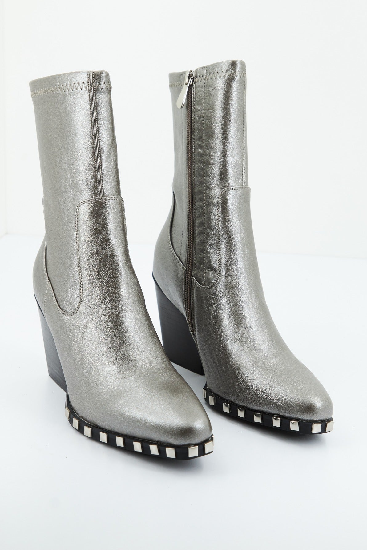 NOA HARMON N  en color PLATAVIEJA  (2)