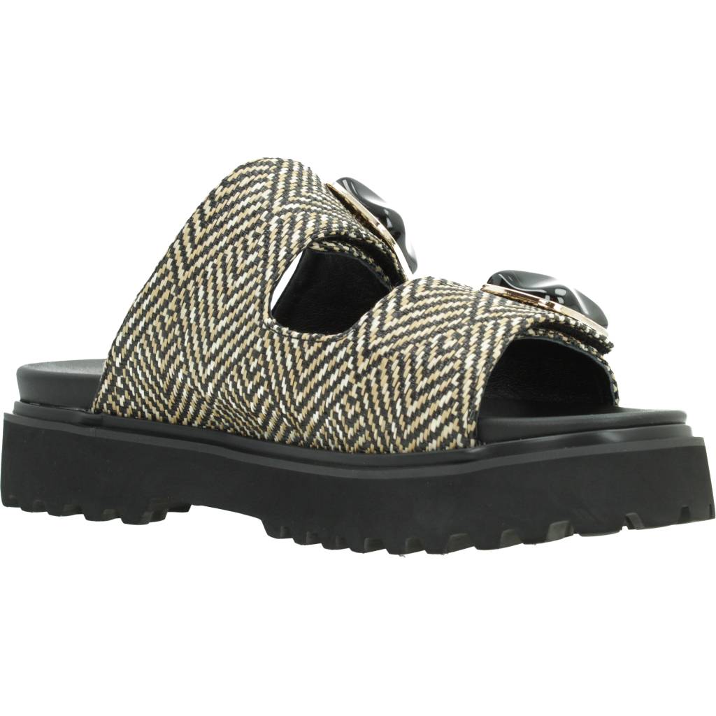 NOA HARMON N  en color NGRCUER  (5)