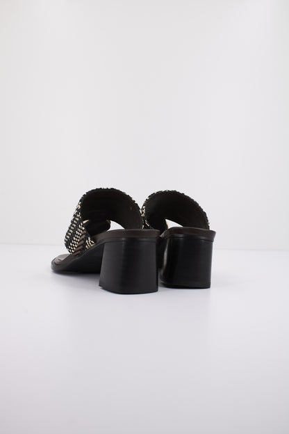 NOA HARMON N en color MLTMRRN  (3)