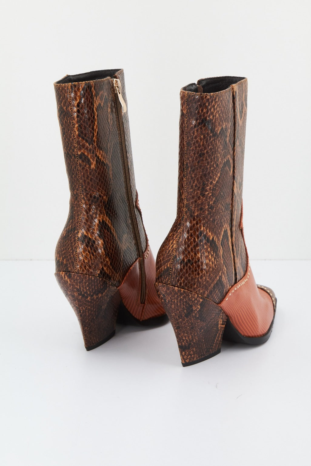 NOA HARMON CRIATINA en color MLTMRRN  (3)