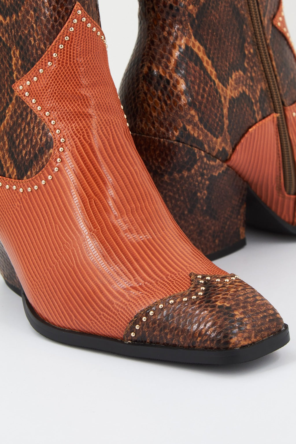 NOA HARMON CRIATINA en color MLTMRRN  (4)