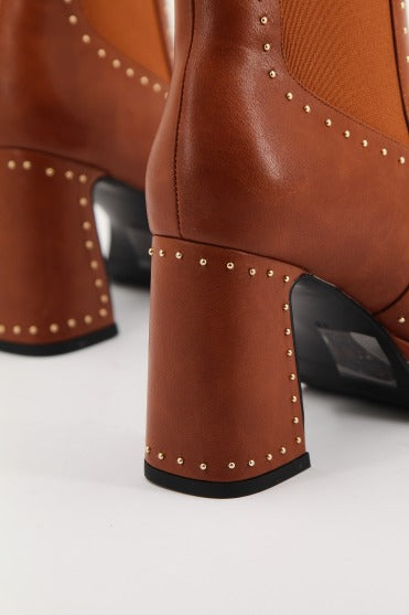 NOA HARMON JOHN en color CUERO  (3)