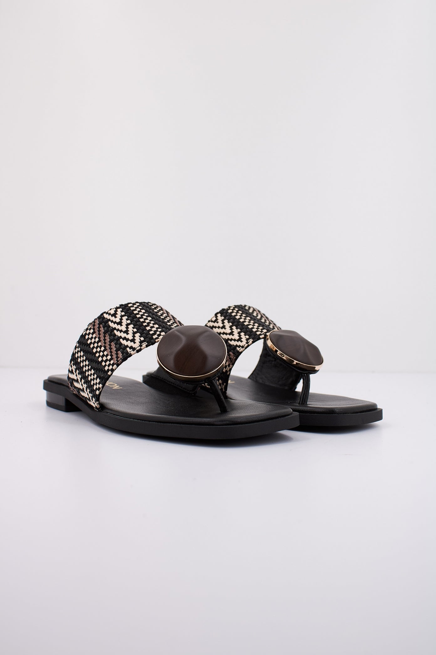 NOA HARMON N en color MLTMRRN  (2)