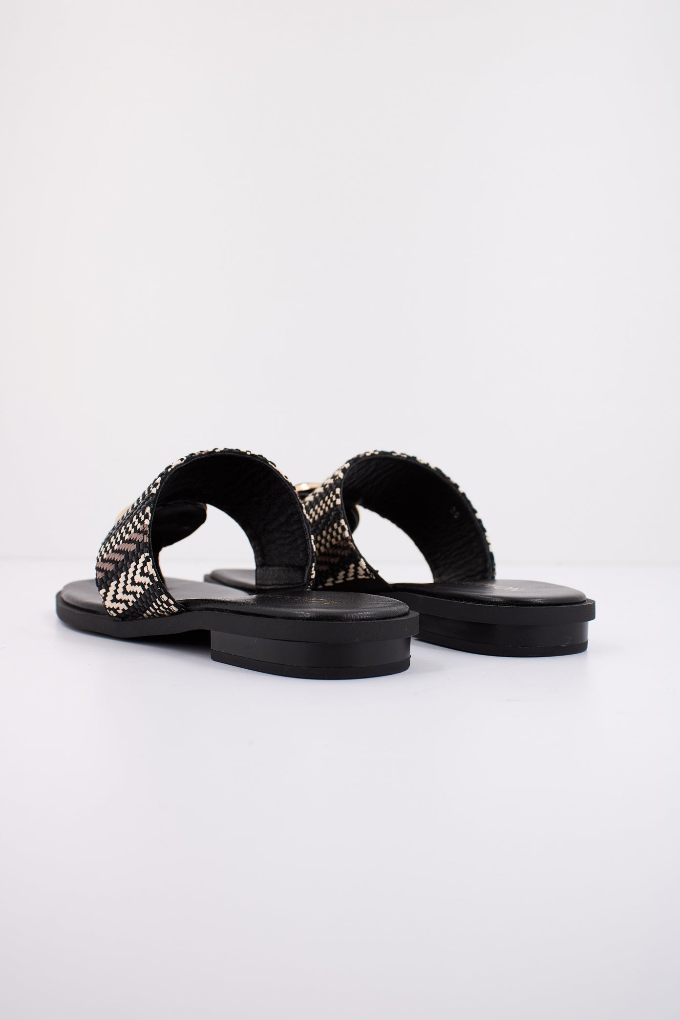 NOA HARMON N en color MLTMRRN  (3)