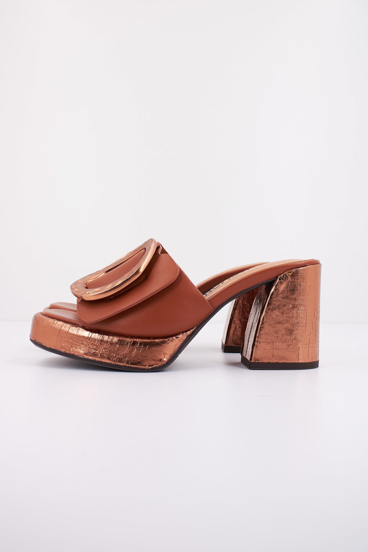 NOA HARMON N en color MLTCR  (1)