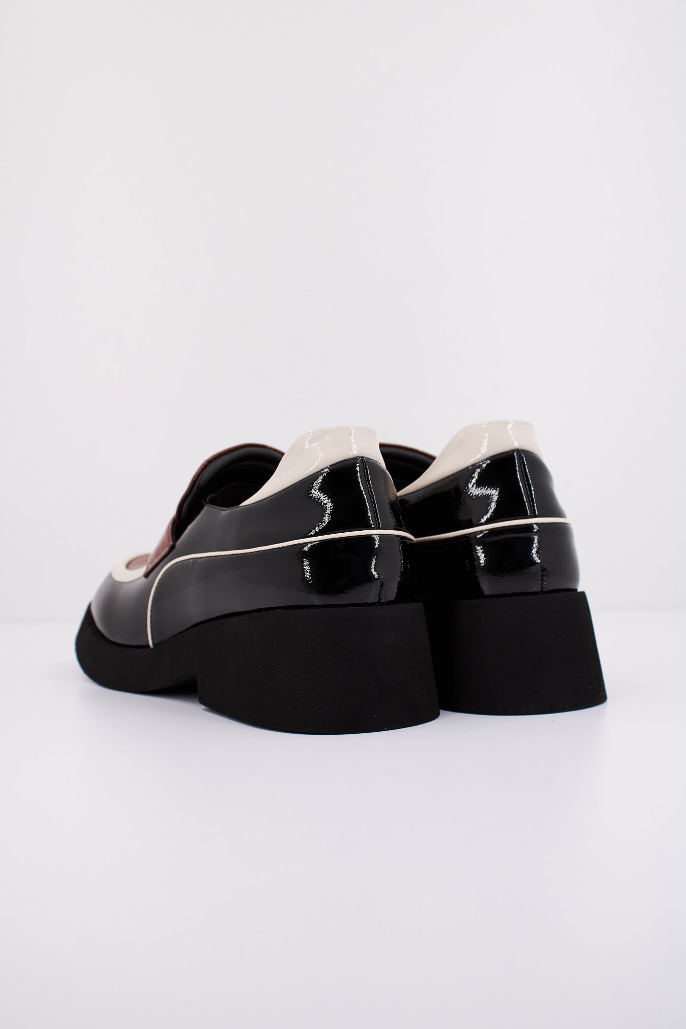 NOA HARMON N en color MLTNGR  (4)