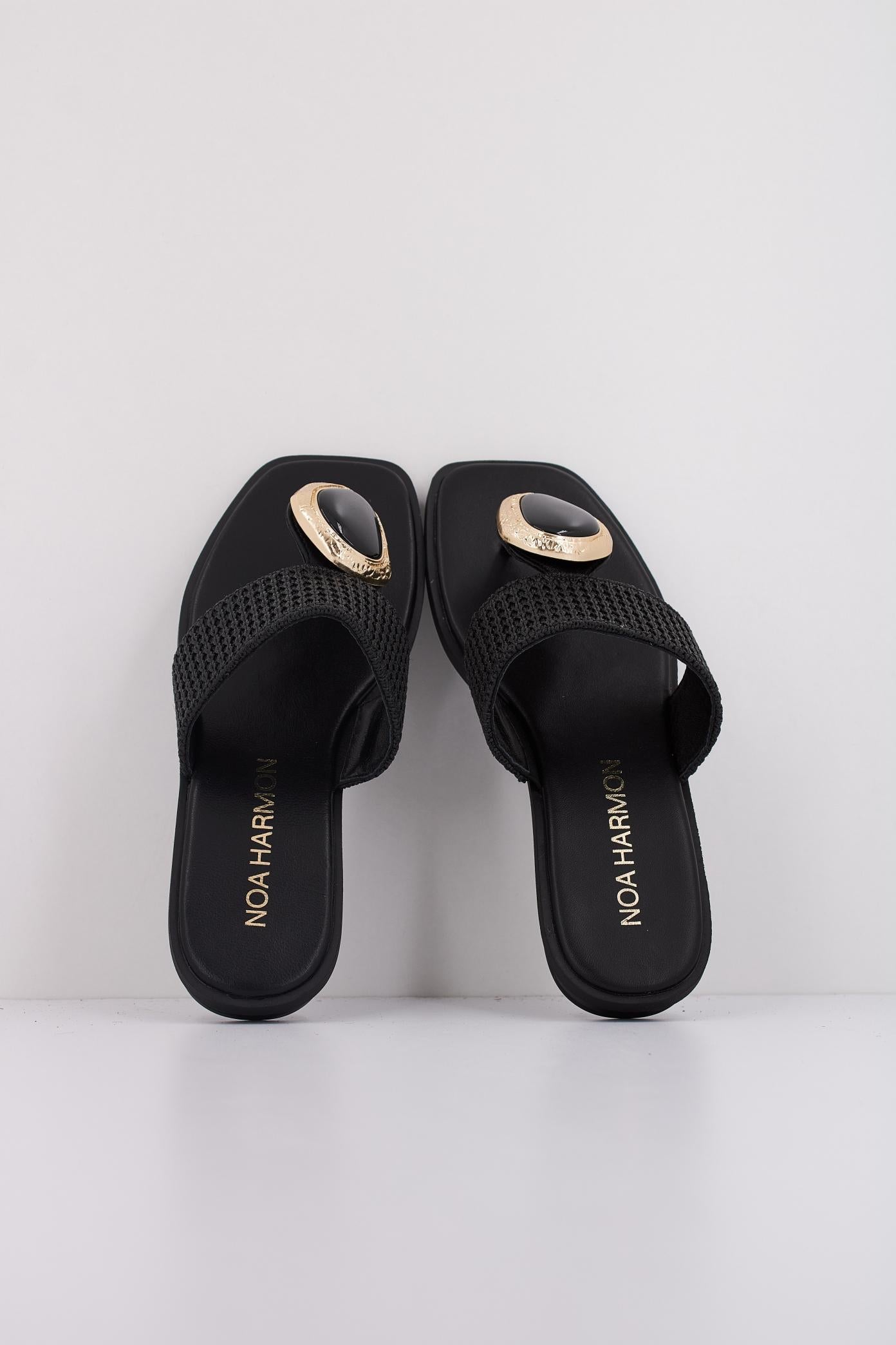 NOA HARMON ESCLAVA AMALFI en color NEGRO  (3)