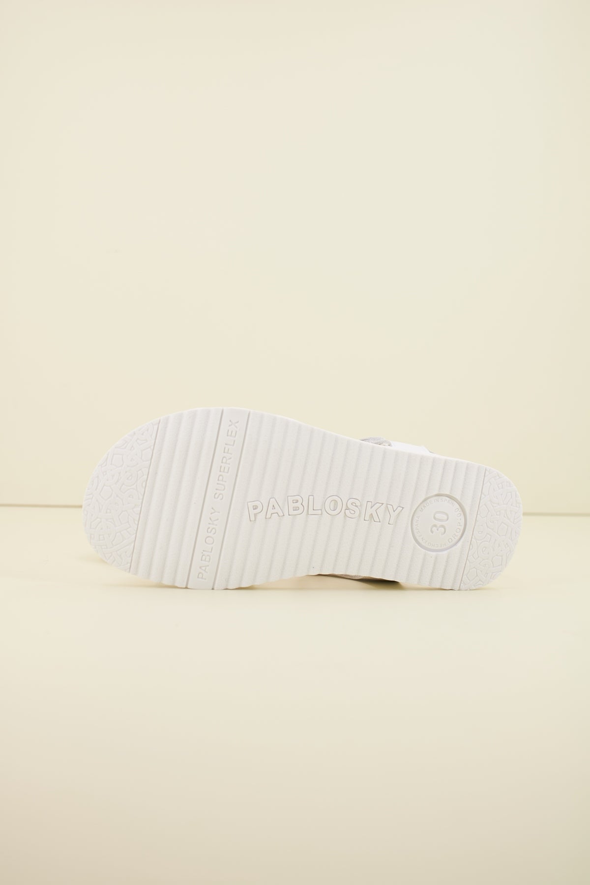 PABLOSKY P  en color BLANCO  (4)
