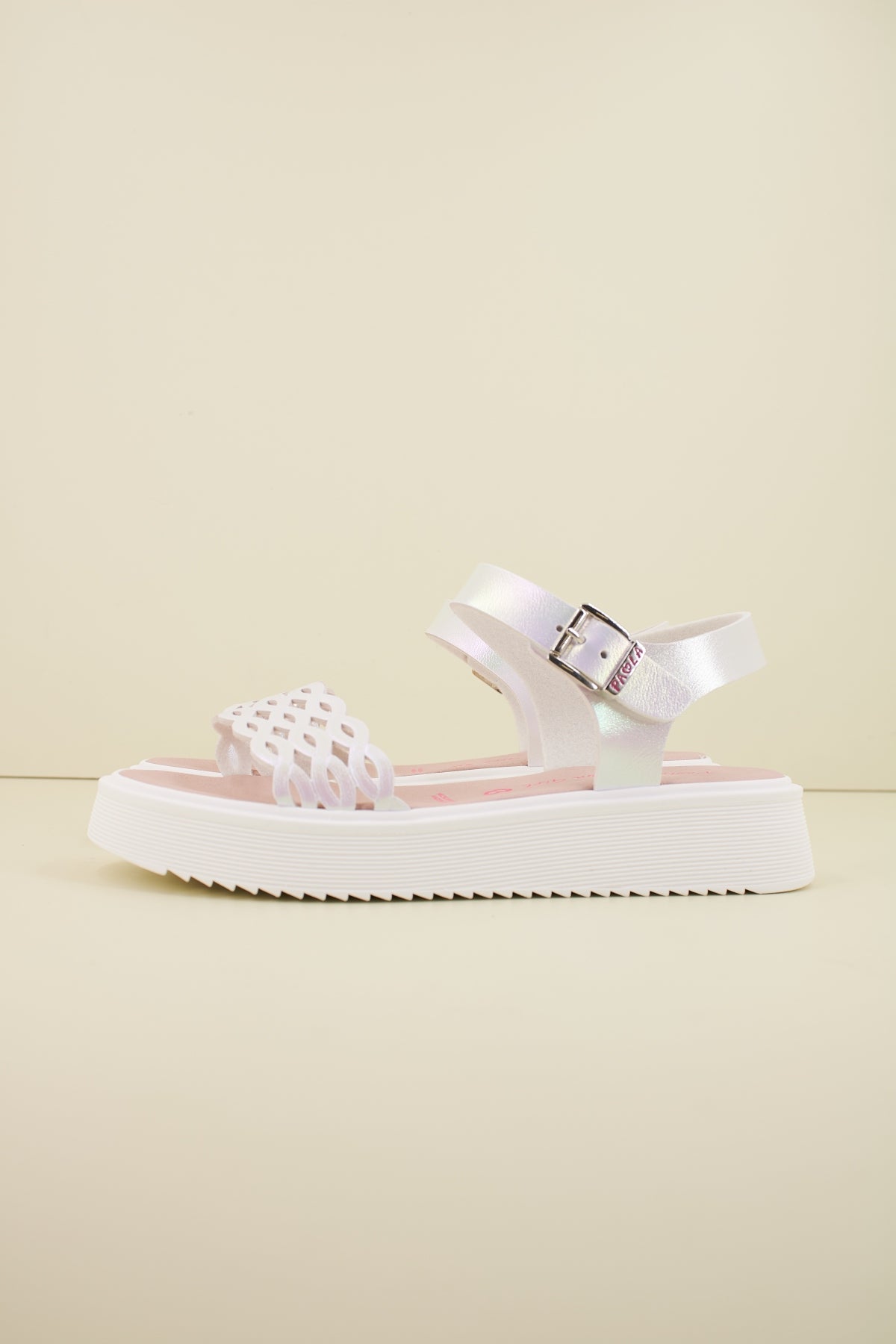 PABLOSKY P en color IRIS  (1)