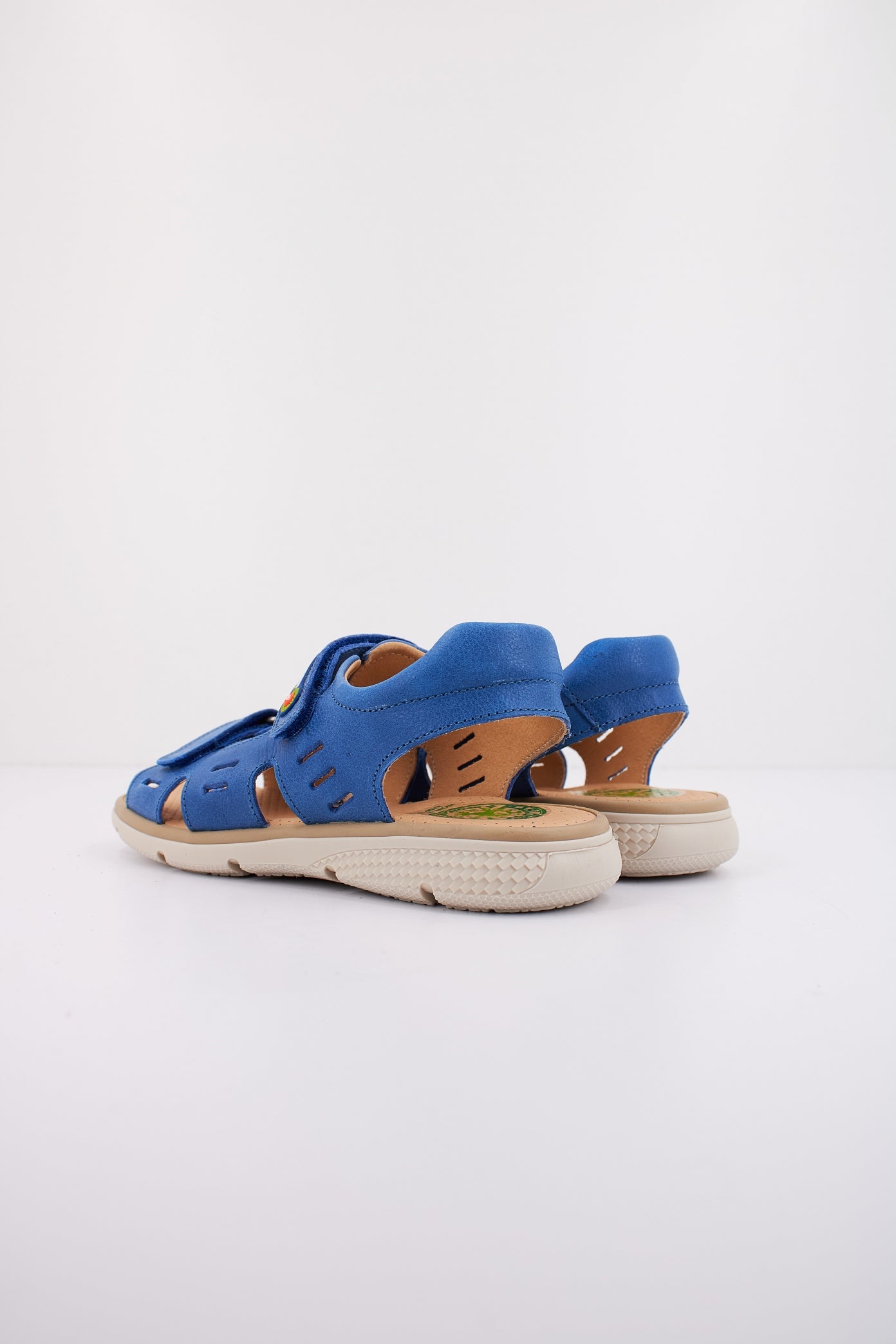 PABLOSKY P en color COBALTO  (3)