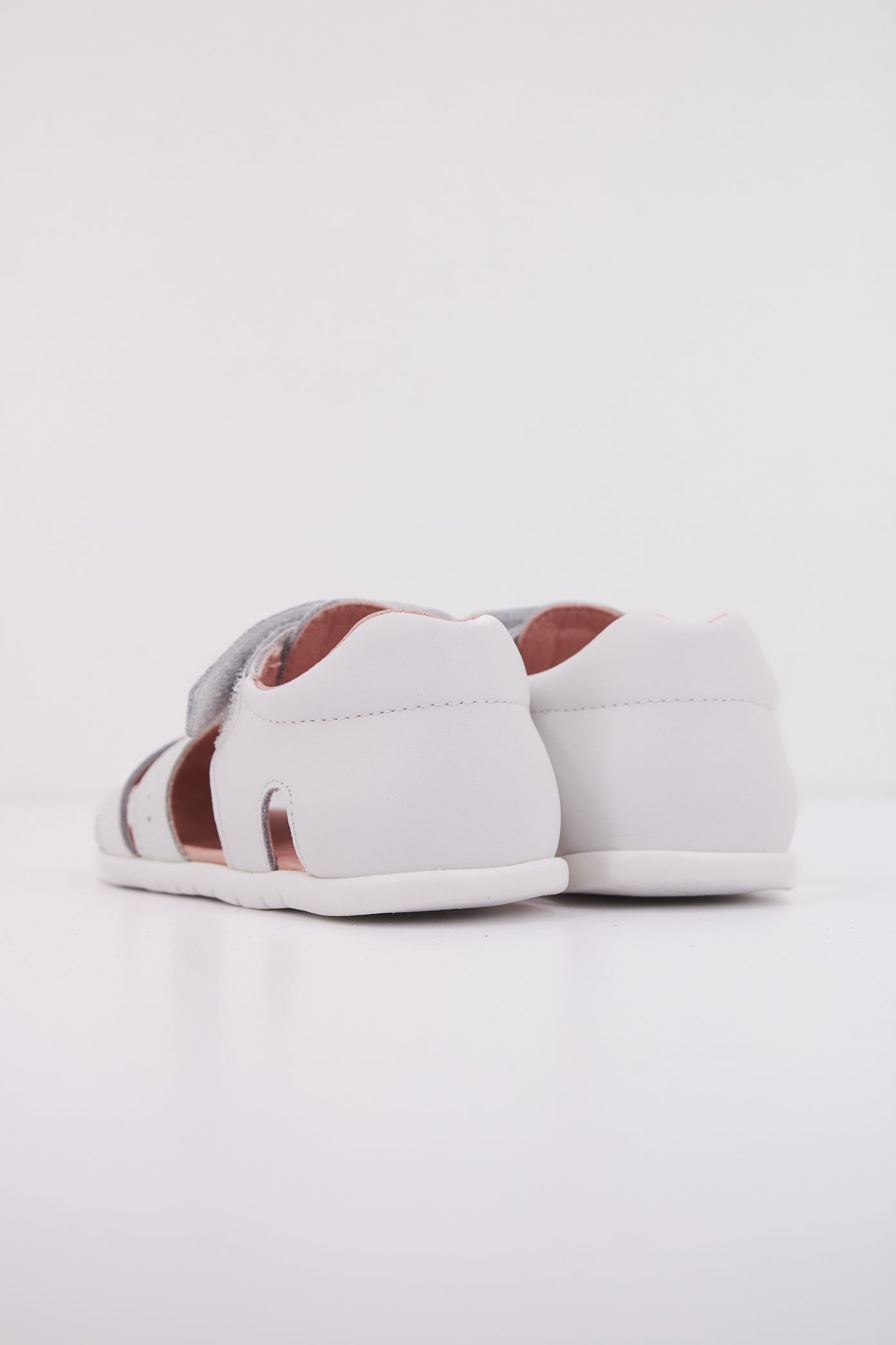 PABLOSKY P  en color BLANCO  (4)