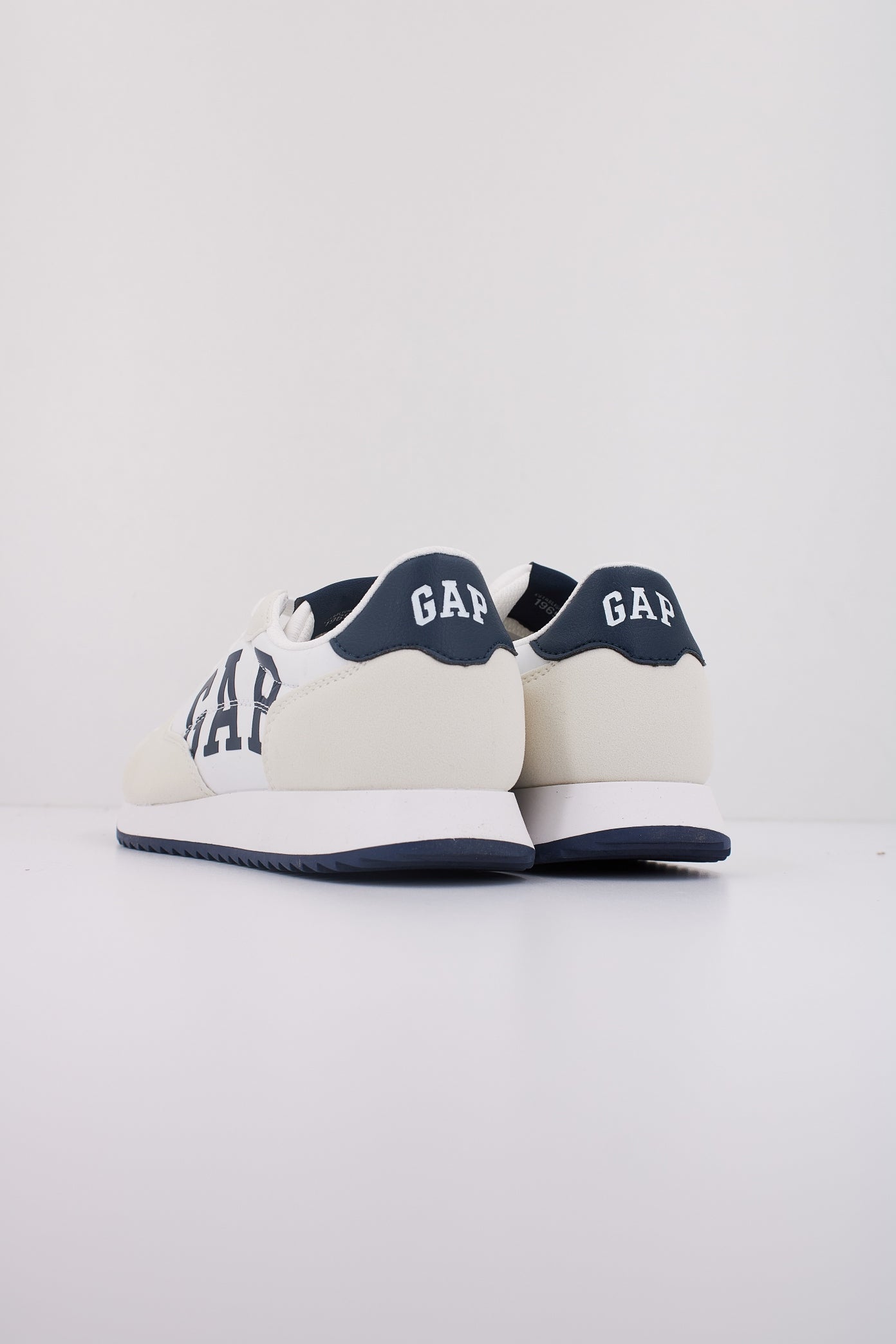GAP  NASHVILLE en color WHITE  (4)