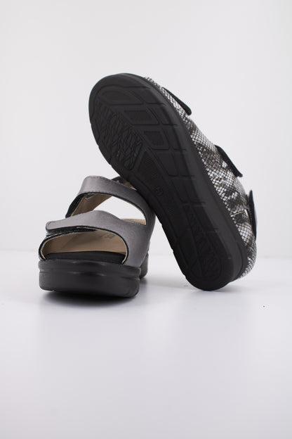 PINOSOS P  en color ROCA  (4)