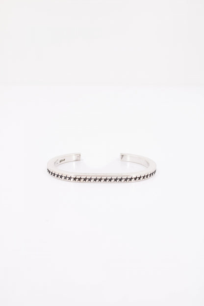 TWOJEYS  ICON MONOGRAM BANGL en color PLATA  (1)