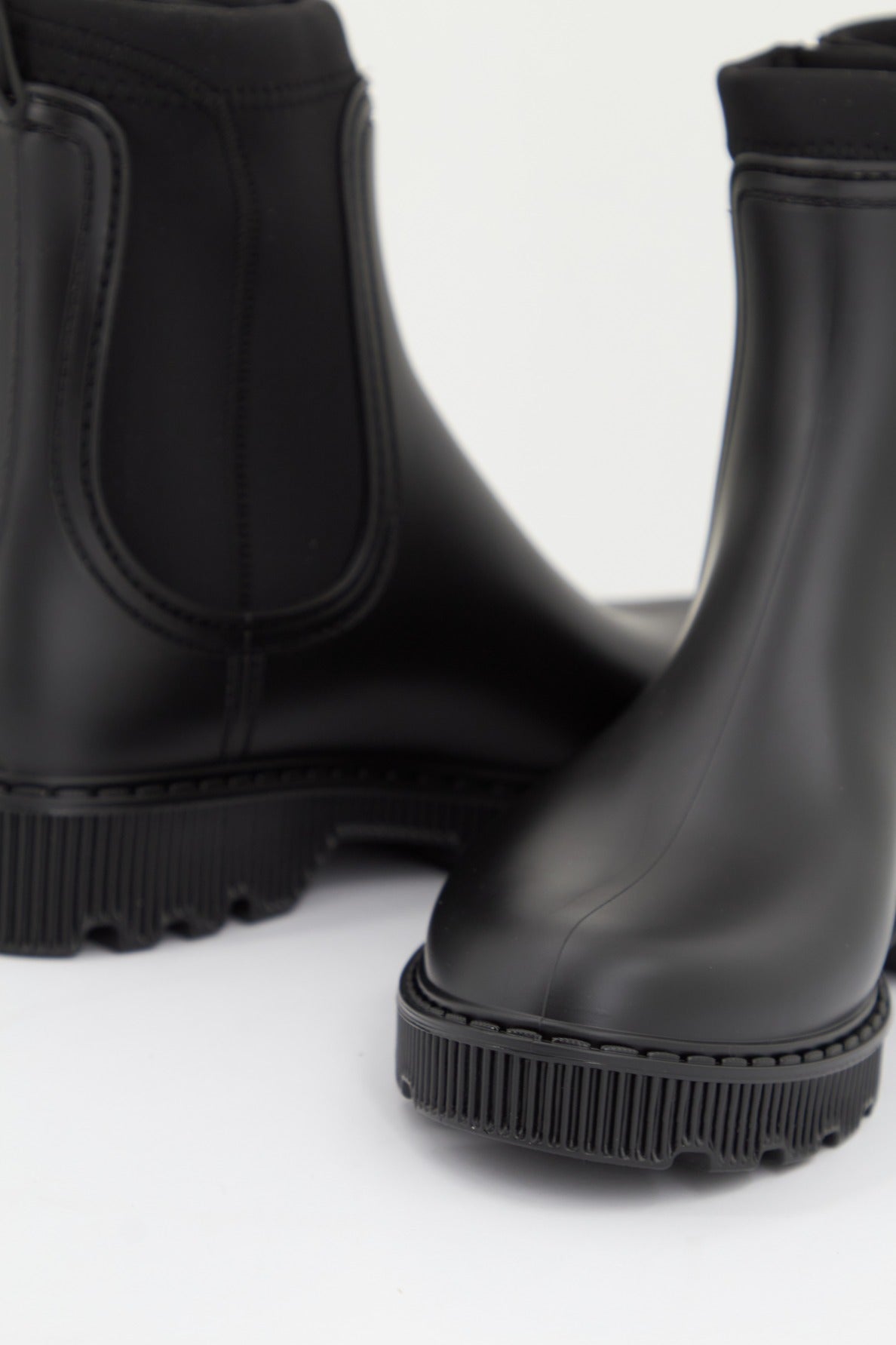 IGOR SOHO NEO MC en color NEGRO  (4)