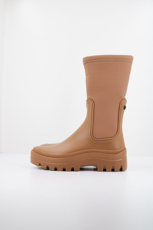 IGOR OUL ENGOMADO en color CUERO  (1)