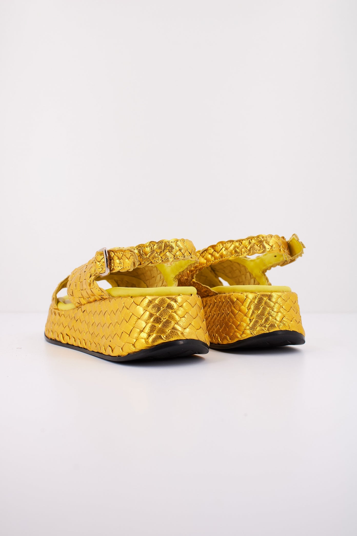 PONS QUINTANA MAUI en color MOSTAZA  (3)