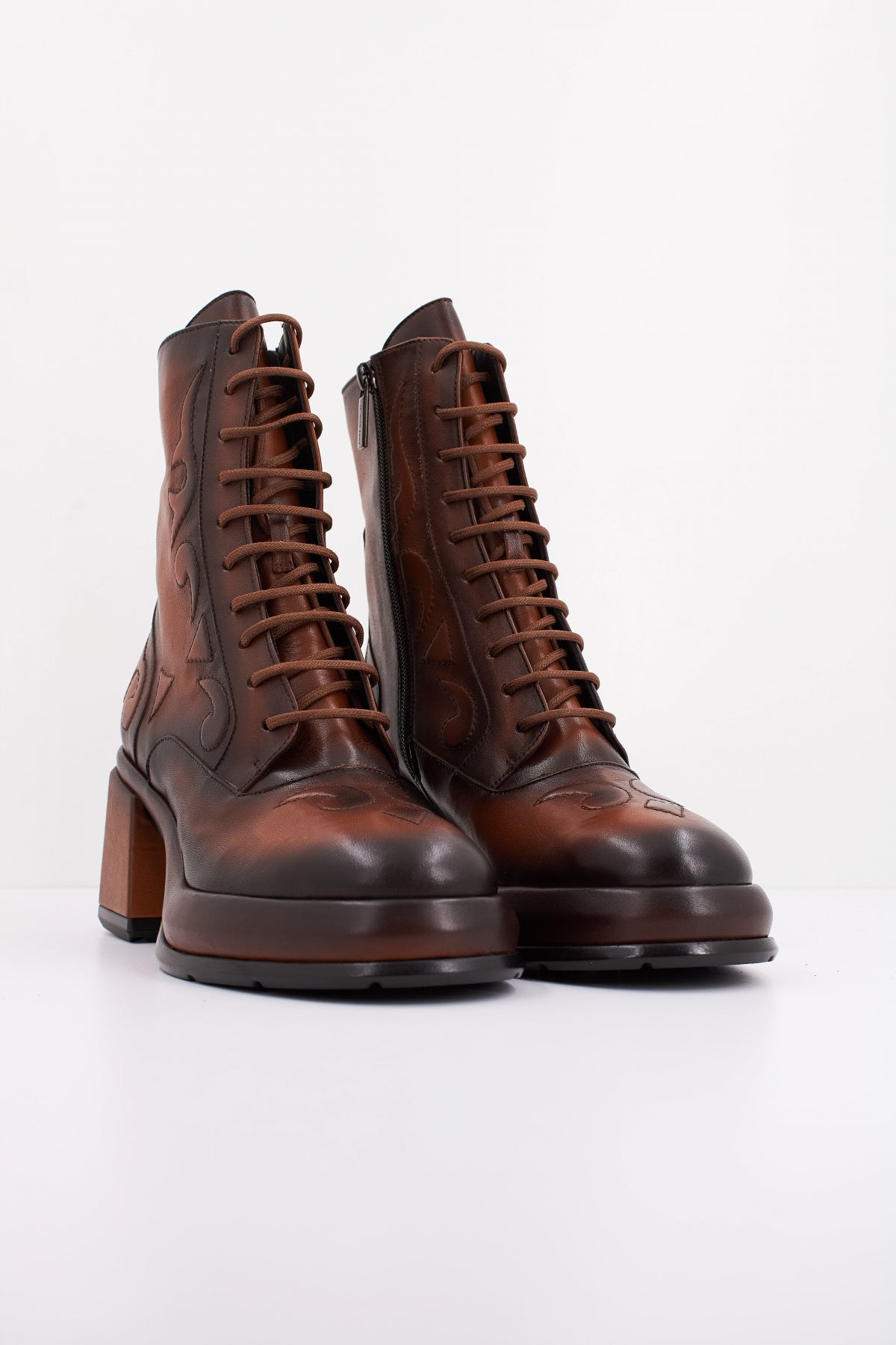 PONS QUINTANA LAURA en color CUERO  (2)