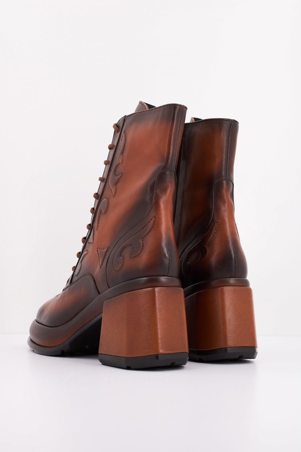 PONS QUINTANA LAURA en color CUERO  (4)