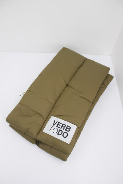 VERB TO DO PUFFER SCARF en color GREEN  (2)
