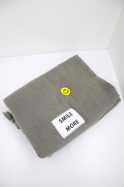 VERB TO DO SMILE MORE en color GREY  (2)