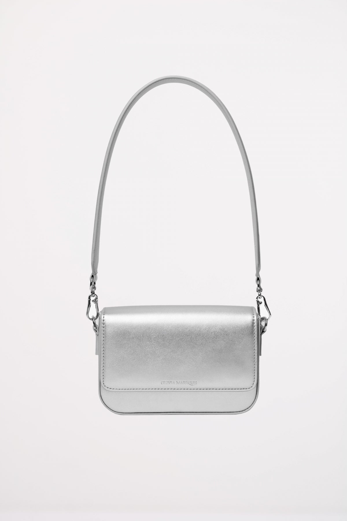 OLIVIA MAREQUE PANTONE en color PLATAPE  (1)