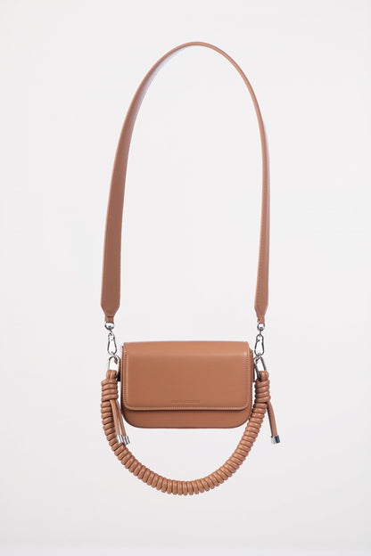 OLIVIA MAREQUE PANTONE  en color MARRON  (1)