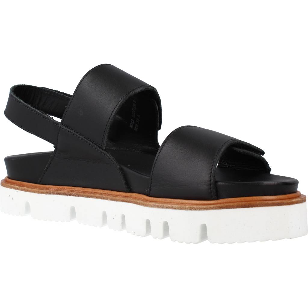 PANAMA JACK  en color NEGRO  (5)